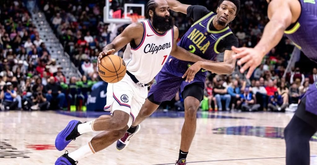 The contending Los Angeles Clippers stave off a serious upset bid from the lowly New Orleans Pelicans, who fall to their 10th straight loss and 19th i