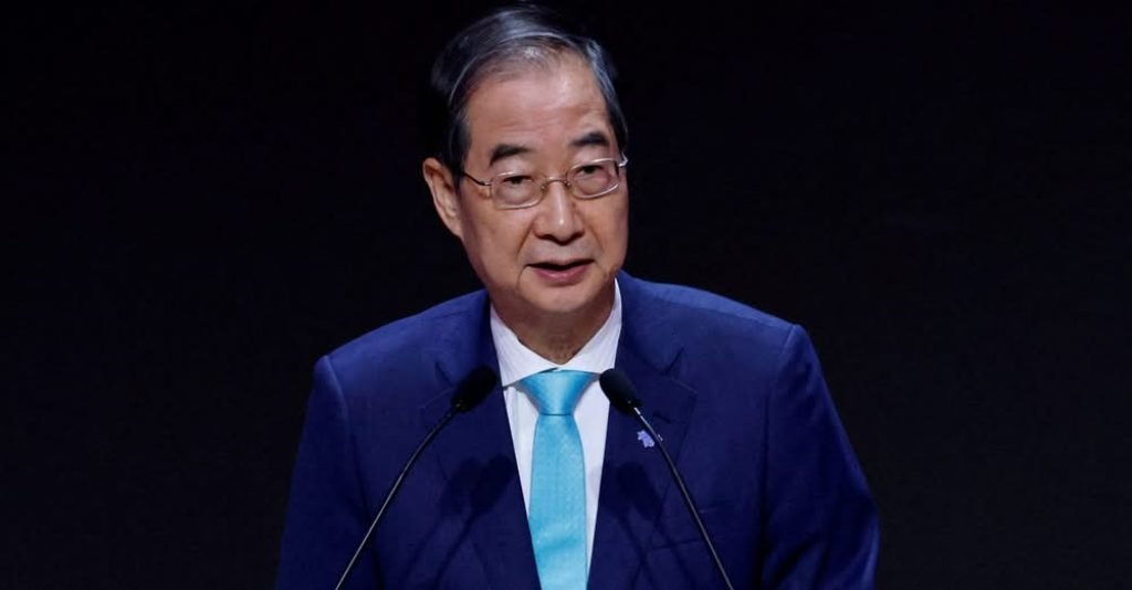 The effort to impeach acting president Prime Minister Han Duck-soo threatens to intensify the political crisis gripping Asia's fourth-largest economy