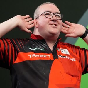 World Darts Championship: Stephen Bunting cruises into fourth round after Damon Heta hits nine-darter but loses to Luke Woodhouse | Darts News