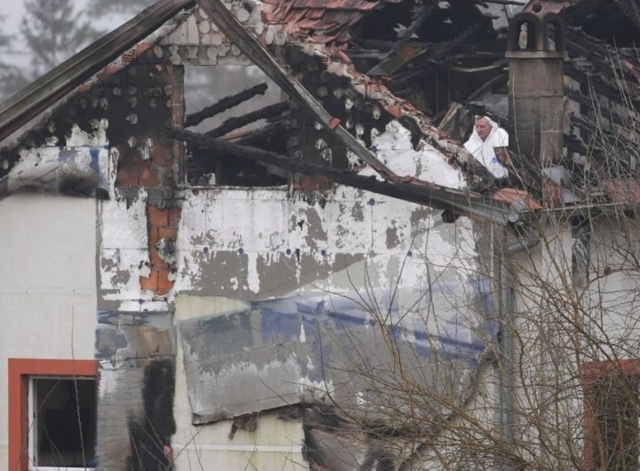 8 people die in a fire at a home for the elderly in Serbia, officials say