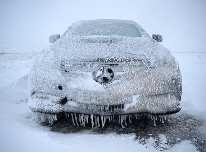 Amber warning issued in part of UK and London braces for snow as temperatures plummet to -16C: Weather live