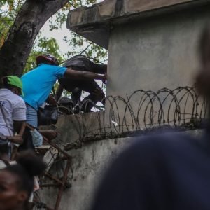 Central American troops arrive in Haiti to reinforce mission to restore order