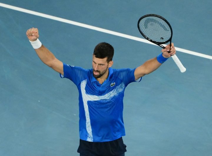 Novak Djokovic beats Carlos Alcaraz Australian Open 2025