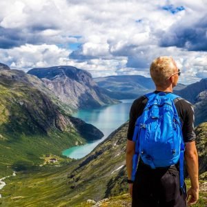 Going for a bushwalk? Three handy foods to have in your backpack (including muesli bars)