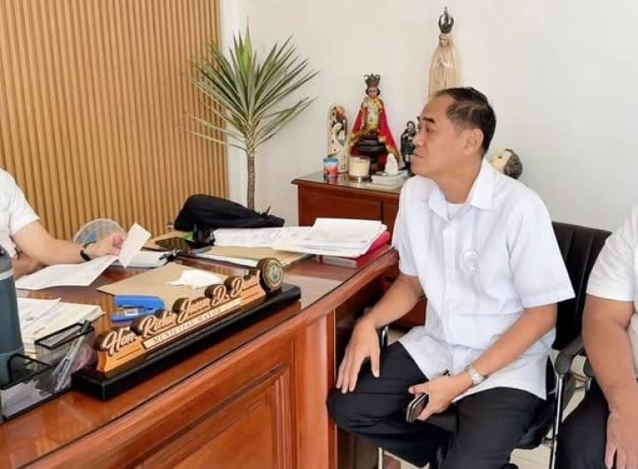 In response to a request from Mayor Richie Jason David, Land Transportation Office (LTO) chief Ronald O. Navarette agreed Monday to send an LTO carava