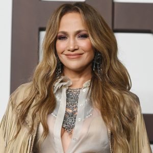 Jennifer Lopez Rocks Bikini in New Year’s Thirst Trap