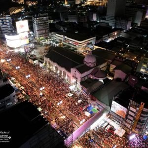 LOOK: Nearly one million devotees gathered in Quiapo on Thursday night to await the return of the image of Jesus Nazareno to the Minor Basilica and Na