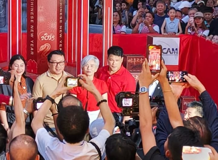 Manila Mayor Honey Lacuna kicks off the 2025 Chinese New Year celebrations with the lighting of the Prosperity Tree in Binondo, emphasizing the histor