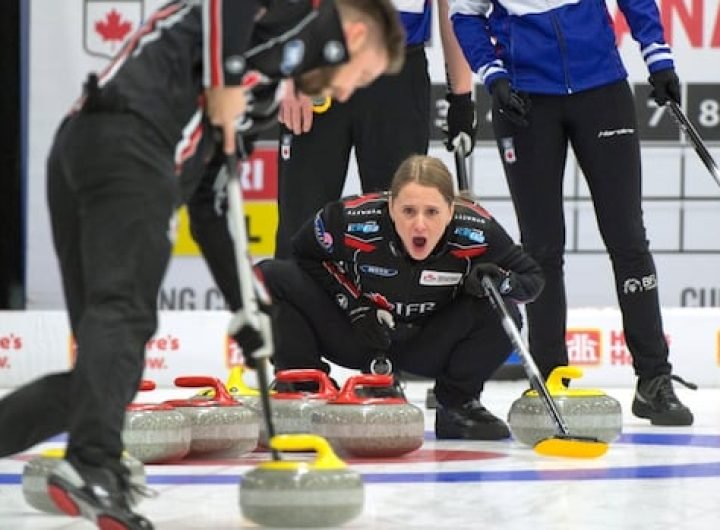 Peterman, Gallant remain perfect, reach Page 1-2 playoff at Canadian mixed doubles curling trials