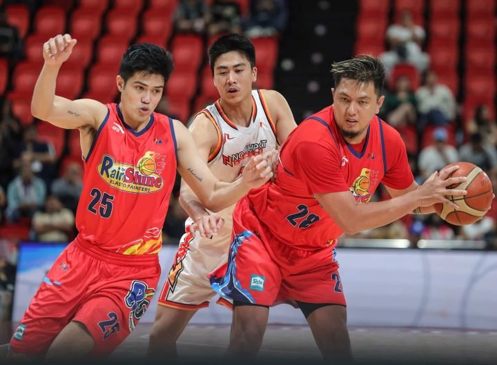 Rain or Shine ElastoPainters against NorthPort Batang Pier in the PBA Commissioner's Cup.