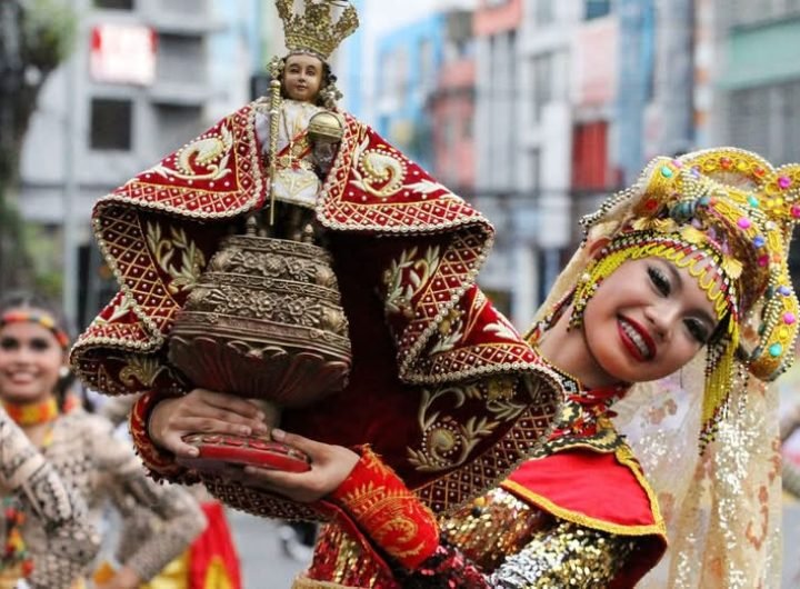 Rappler Visayas reporter John Sitchon reports live on the Sinulog Festival 2025 from the streets of the Queen City of the South