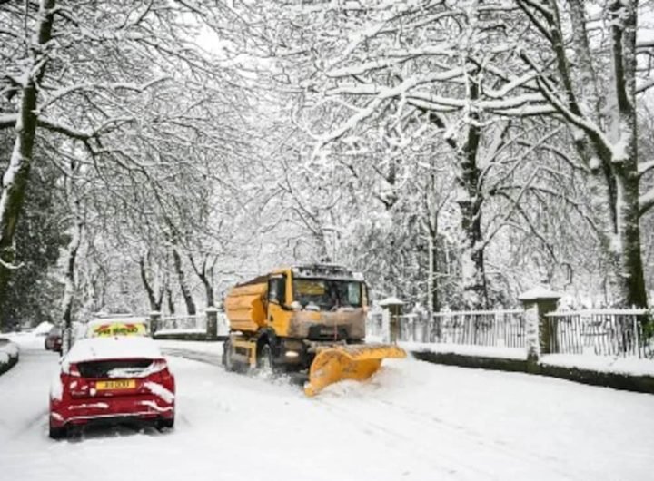 Snow, Ice Disrupt New Year Holiday Travel Season In Europe