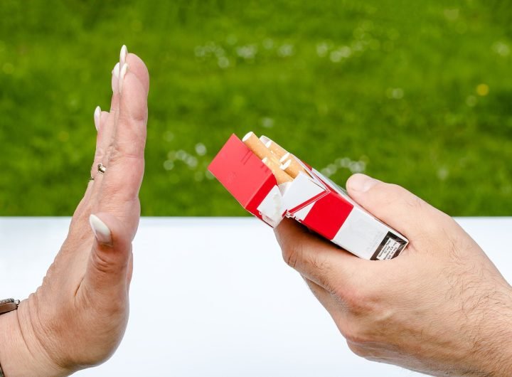 Study finds chances of quitting smoking improve with integrated care, including medication and counseling