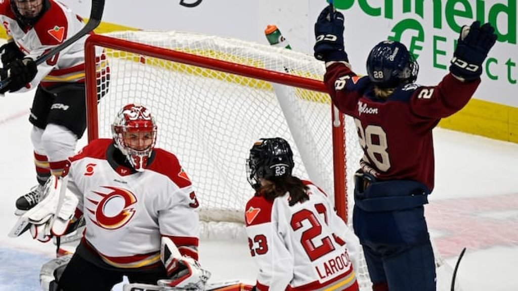 Tabin leads Victoire over Charge in sold-out game at Quebec City's Videotron Centre