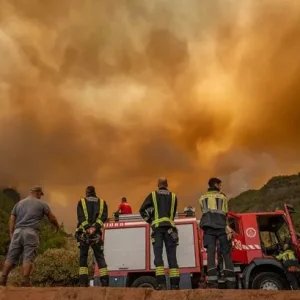 Urgent Spain holiday warning as Brit tourist hotspot faces 'deadly wildfires like LA'