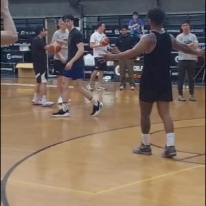 WATCH: Strong Group Athletics head coach Charles Tiu and assistant coach Zoran Martic give instructions during training at the Gatorade Hoops Center i