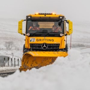 Weather UK latest: Snow and ice warnings in place across country as drowned man in Yorkshire identified