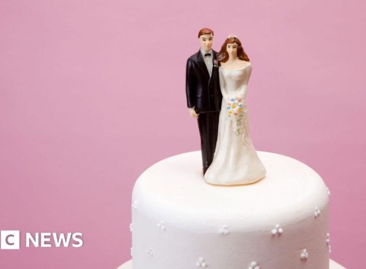 Woman discovers fake Instagram wedding was real